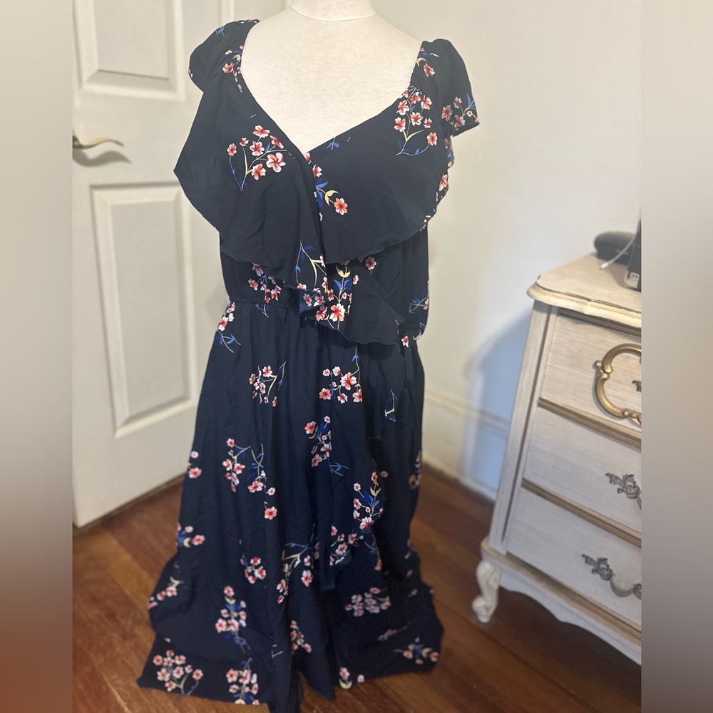 Indulge floral wrap dress size 3x